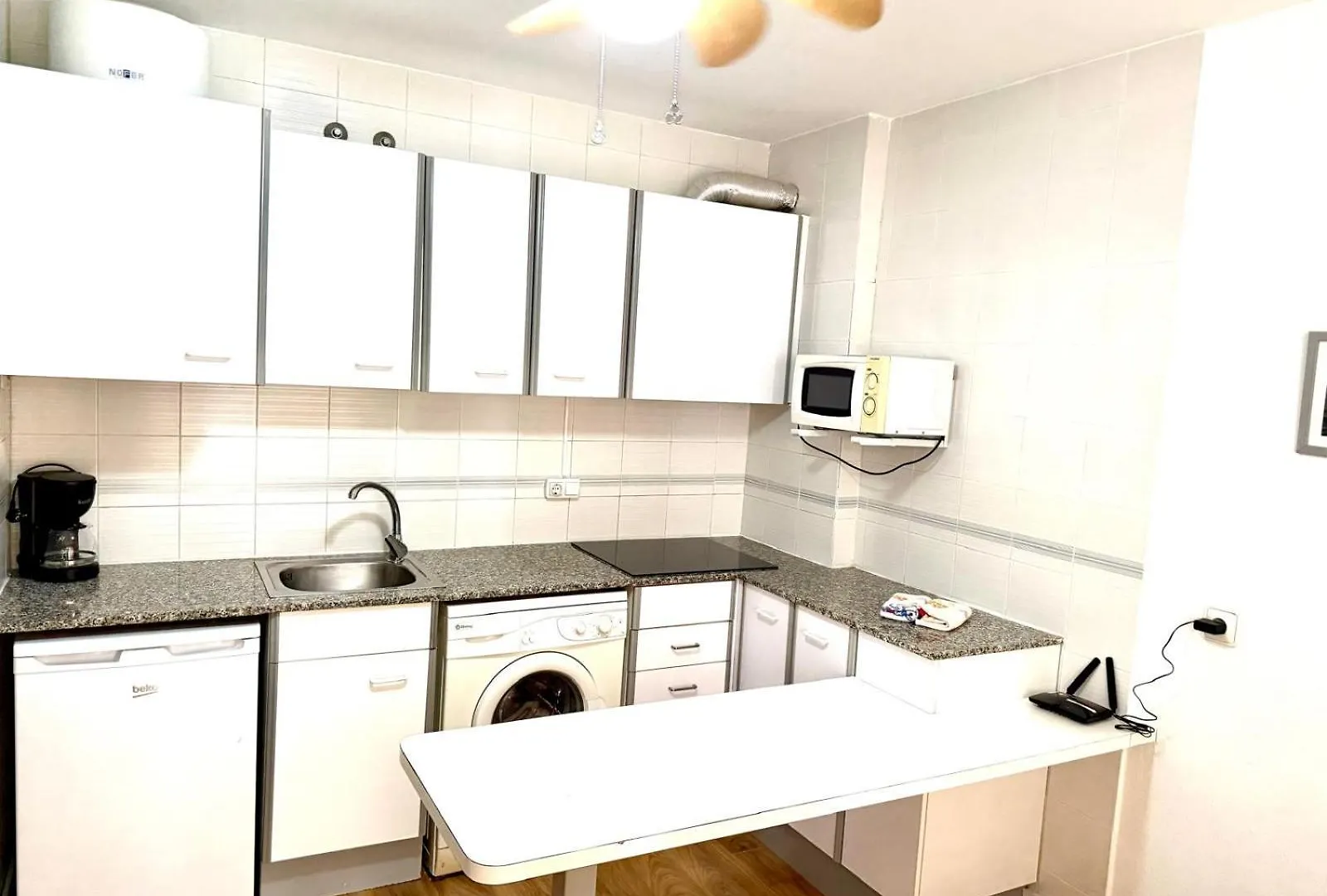 סאלו Apartamentos Amatista 0*,