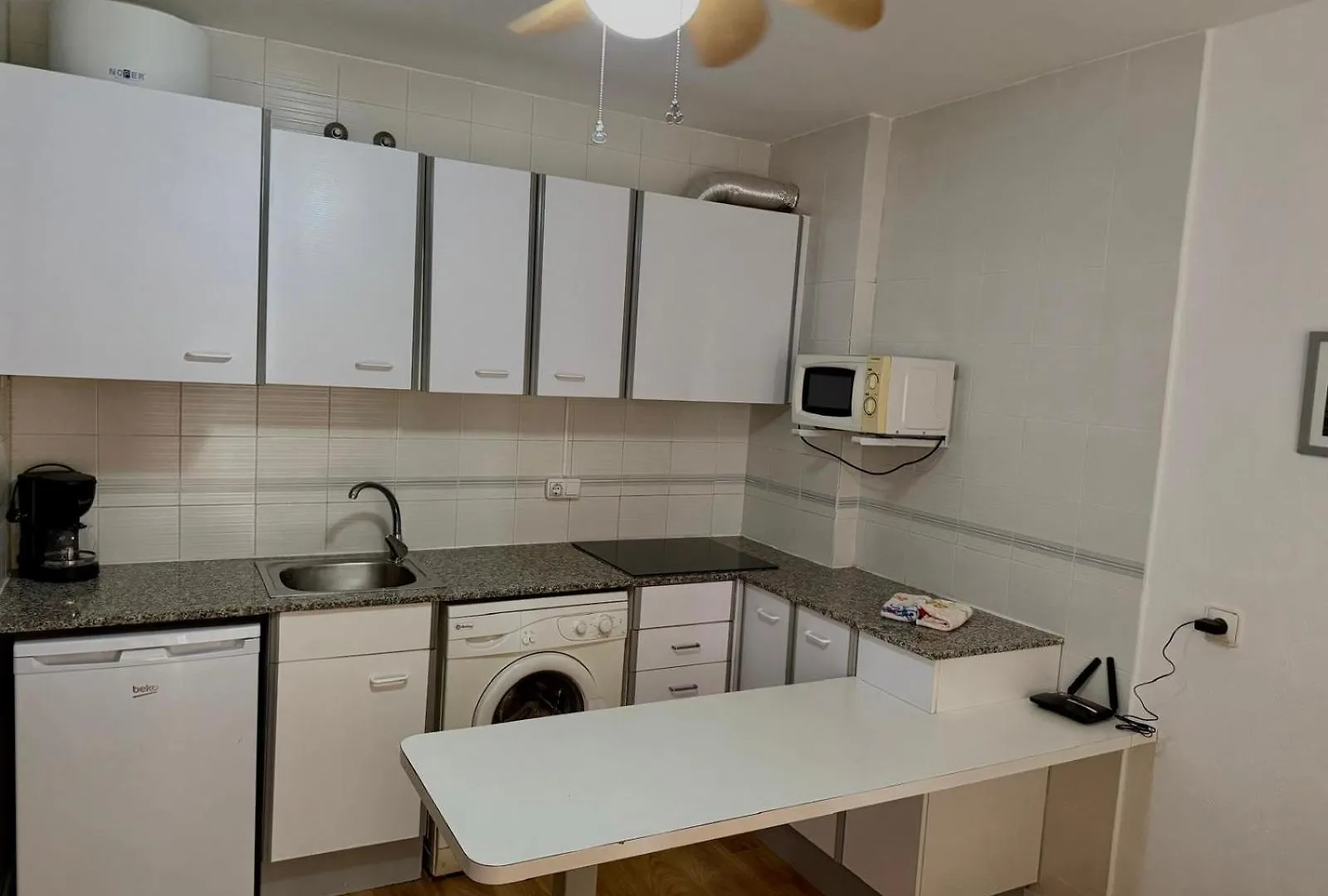 סאלו Apartamentos Amatista